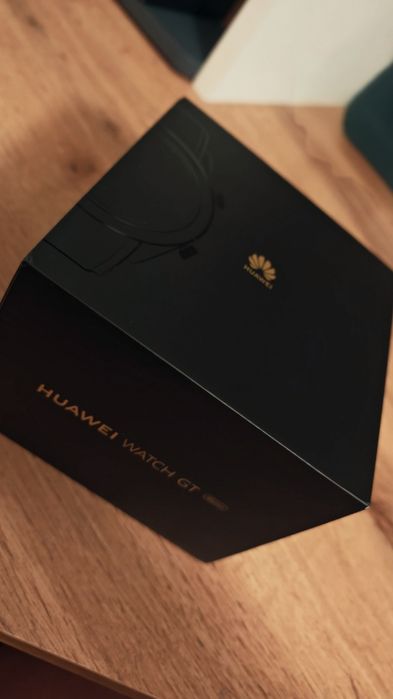 Smartwatch Huawei Watch GT 2 Classic + Oryginalna ładowarka