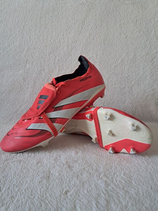 Lanki adidas Predator FG r. 44