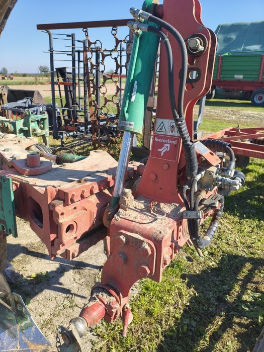 Pług 5 skibowy kverneland Vario 4+1