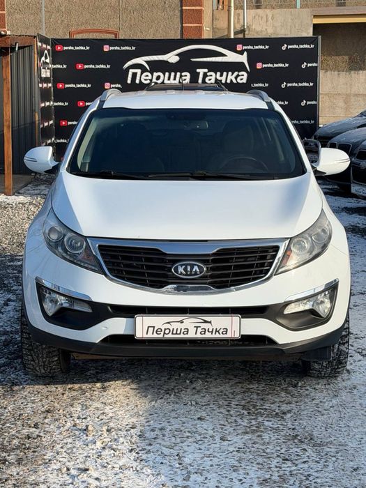 KIA SPORTAGE продам дуже класне сімейне авто