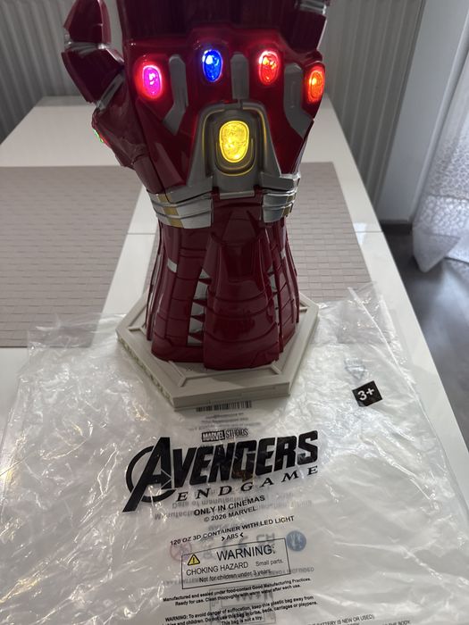 Rekawica nieskończoności film avengers koniec gry
