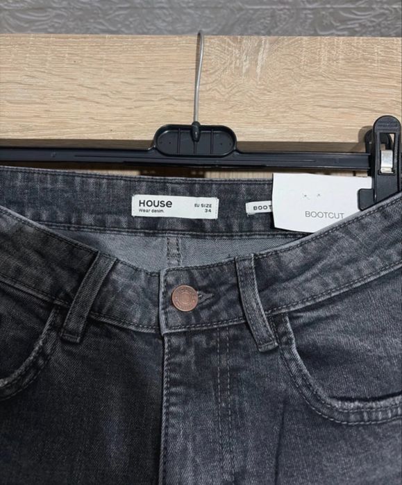 Jeansy z niskim stanem bootcut