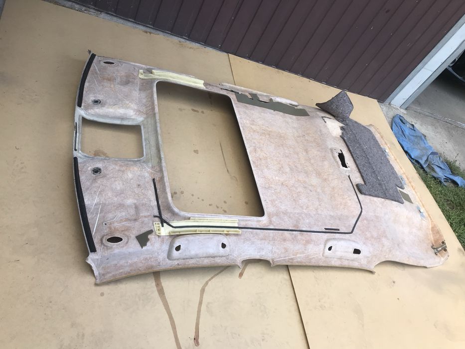 Podsufitka lexus rx400h