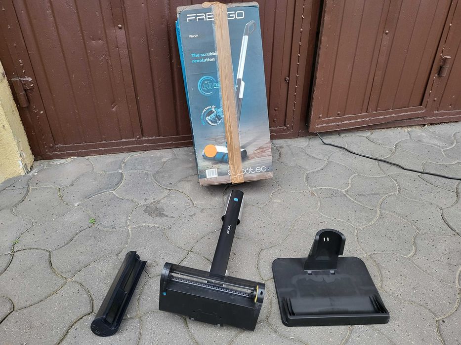 Mop elektryczny CECOTEC Freego Wash Bezprzewodowy