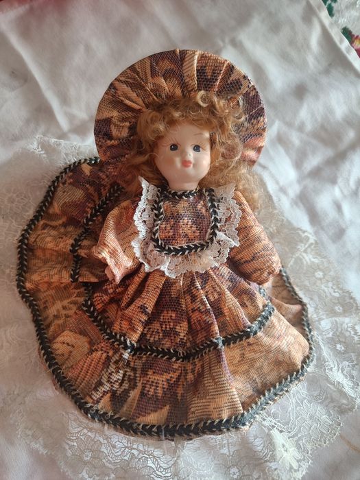 Bonecas de porcelana