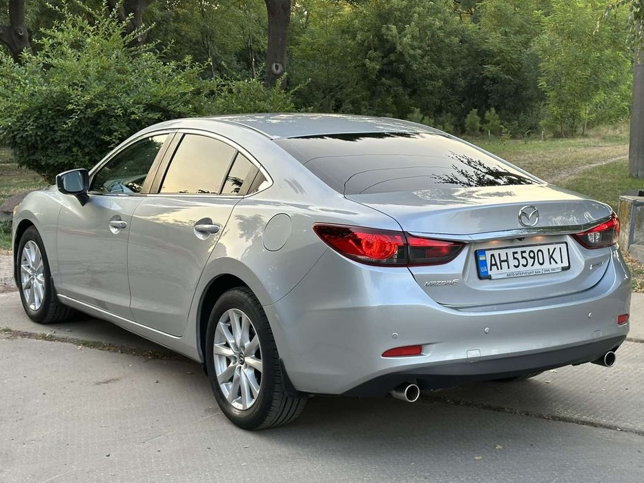 Офіційна Mazda 6 2017