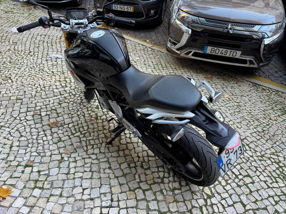 BMW G 310 R Como Nova
