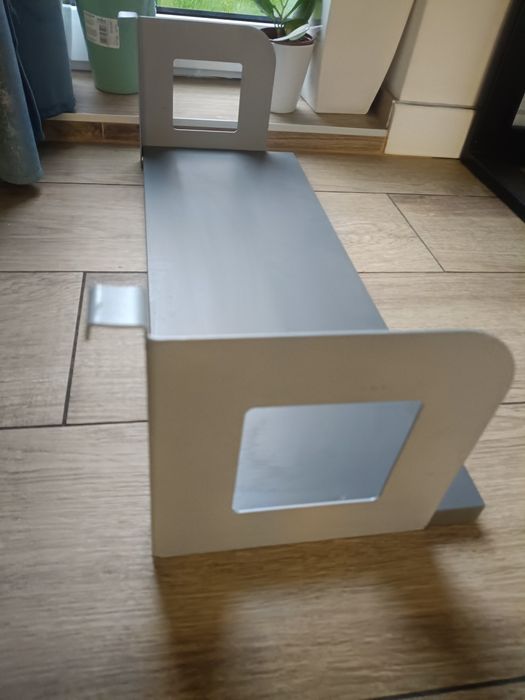 Solidna półka 60/22 cm