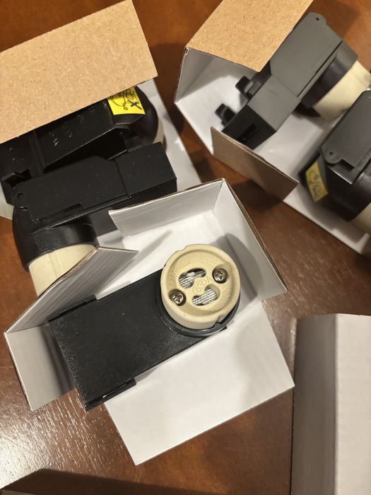 Żarówki LED GU10 z mechanizmem twist&lock