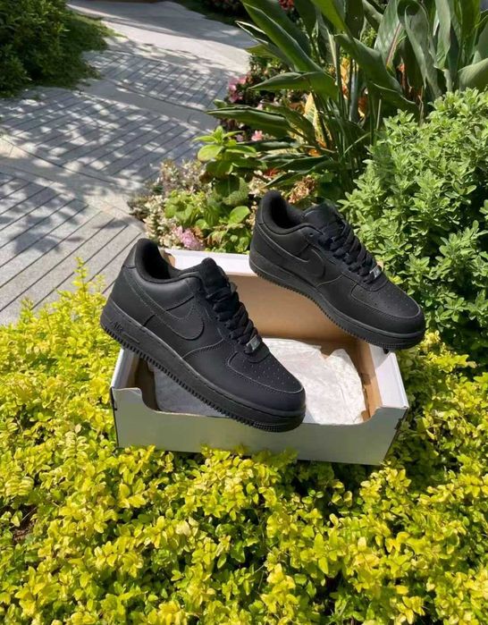 Nike_Air_Force_1_Czarny 37,5