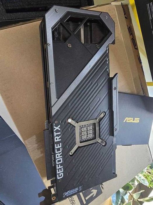 Karta graficzna ASUS ROG Strix RTX 3080 OC 10GB