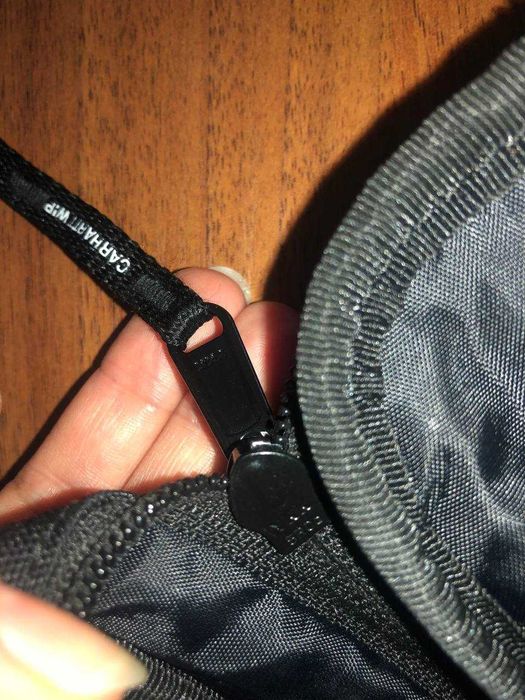 черная сумка Carhartt WIP Essentials Bag