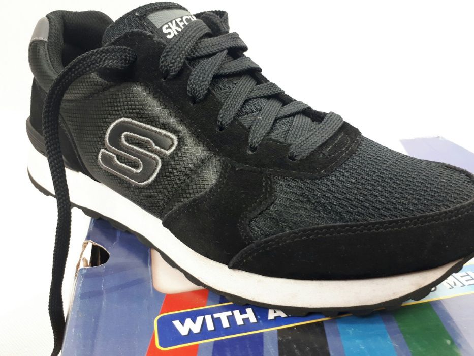 Sneakersy SKECHERS czarne memory foam 35