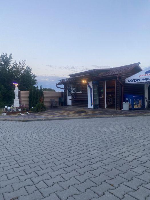 Оренда кафе біля школи