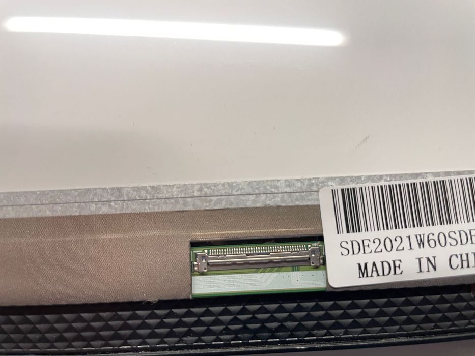 Matryca Ekran LCD błysk 15.6 cala HD Dell Inspiron 3537