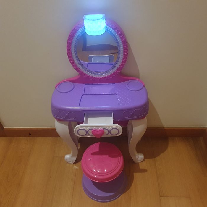 Toucador infantil com banco