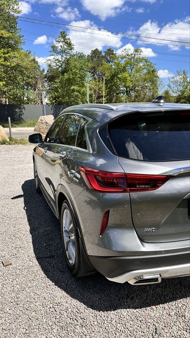 Продам автомобіль Infiniti QX50