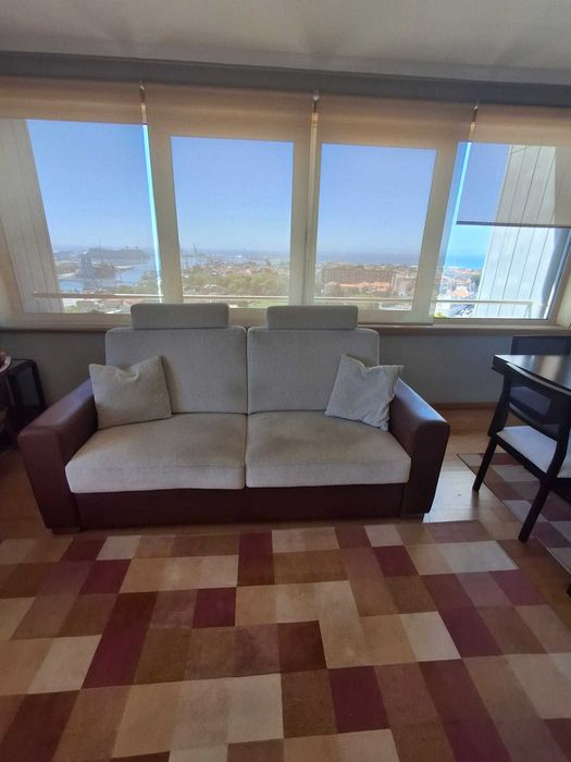 Recheio de Casa ( Sala de estar) - bem conservado.