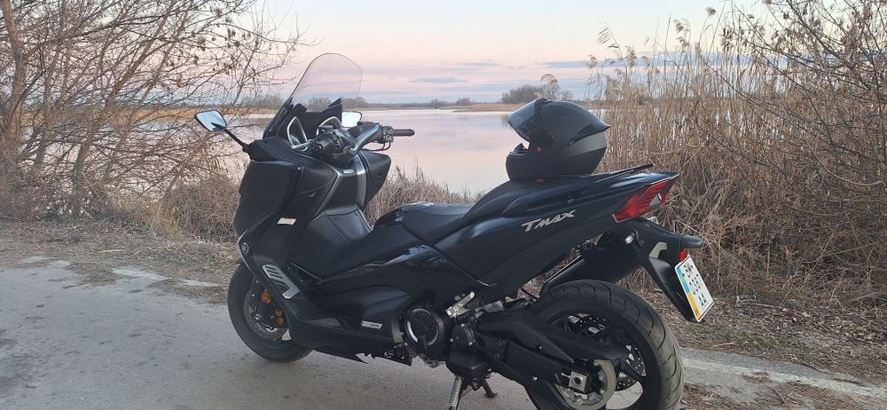 Yamaha T Max 560