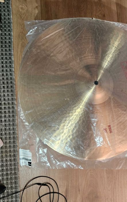 Prato Paiste 2002 Ride 20'