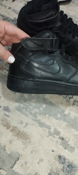 Продам nike air force.