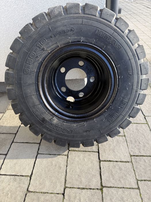 Opona do wózka widłowego MITAS