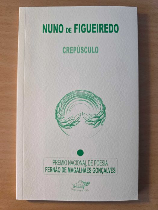 Livro "Crepúsculo" de Nuno de Figueiredo