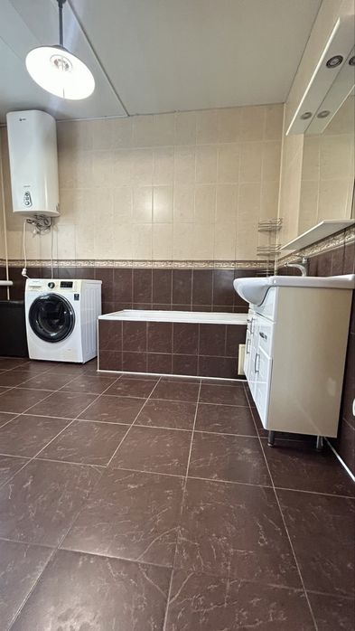 Продам гарний будинок 70км від м.Києва