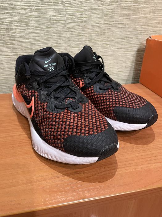 Дітячі кросівки Nike Renew run 2 (GS)