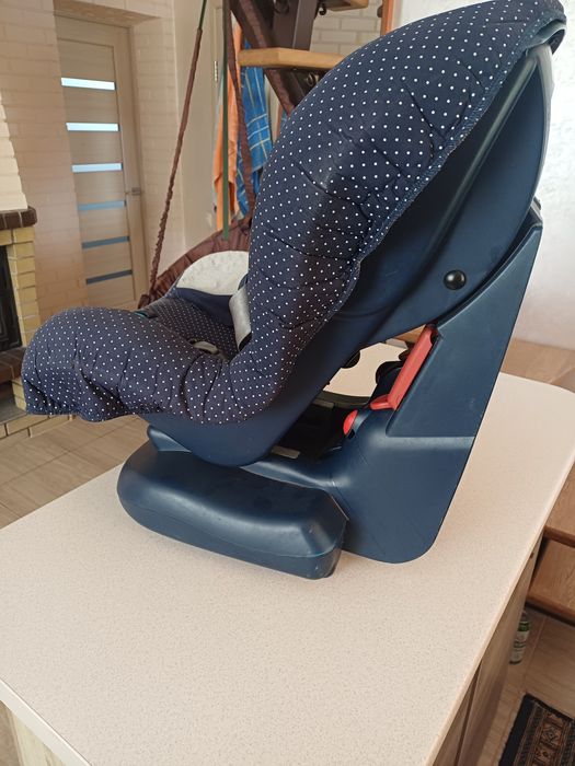 Автокрісло дитяче Maxi-Cosi Priori 0-18 кг