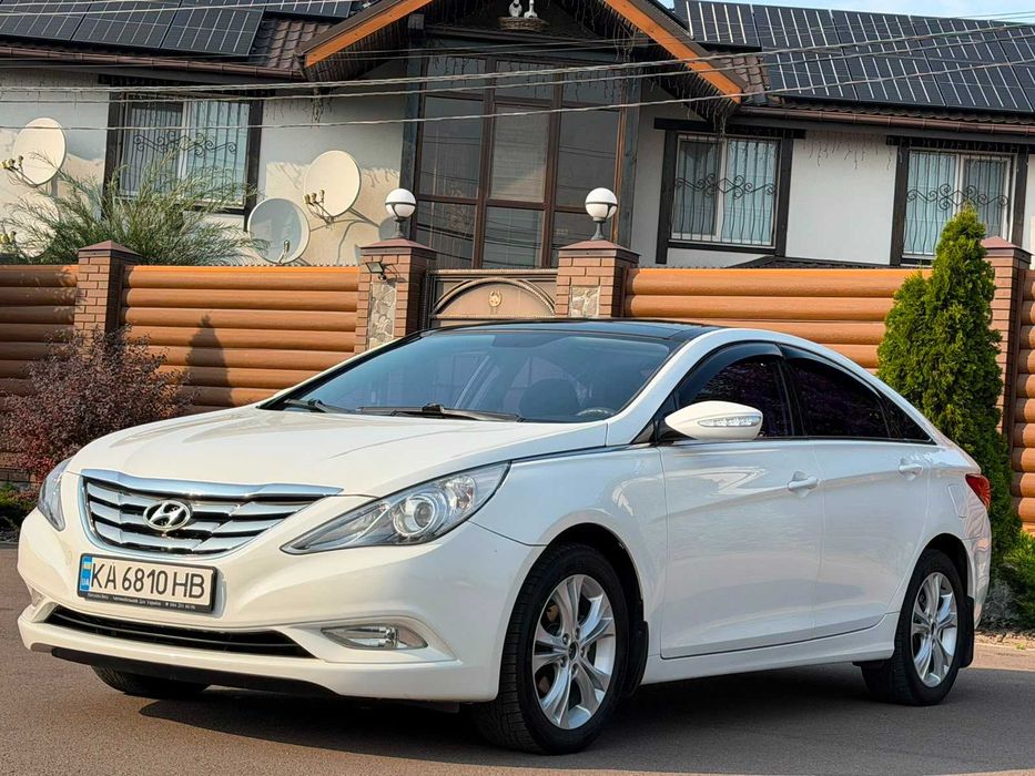 Hyundai Sonata 2011