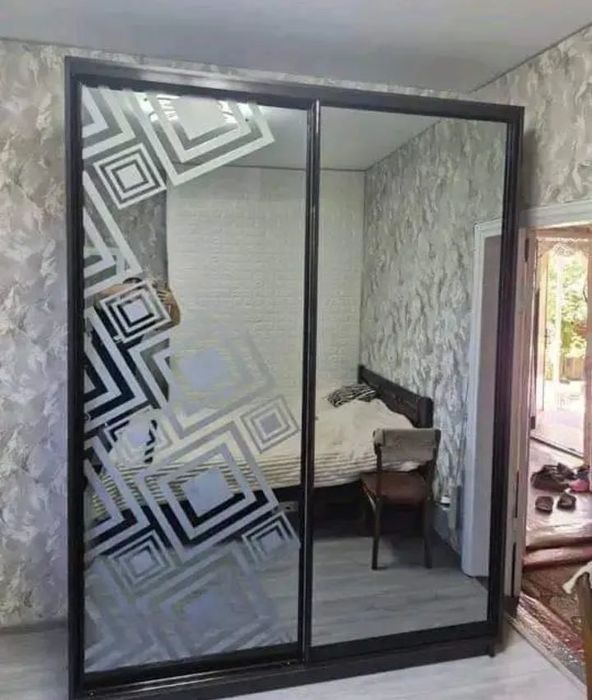 В наличии сейчас есть Шкаф Купе