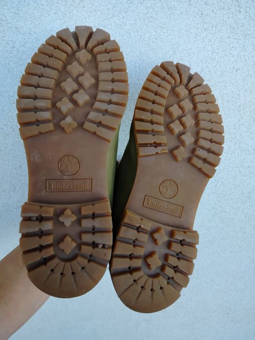 Buty Timberland Premium 6 Inch Boot A1PBA Khaki Nubuk Primaloft 44 W 10W Klasyk