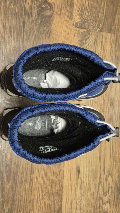 Kozaki, Śniegowce, buty zimowe Geox Himalaya rozmiar 31

Sprzedam Śni