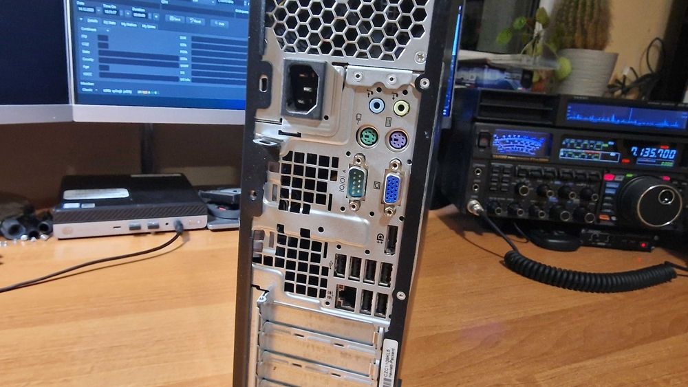 HP Compaq 8000 Elite SFF 2x2,93GHz/8GB/150GB/W10