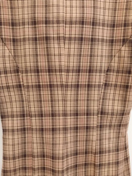 Vestido com gola