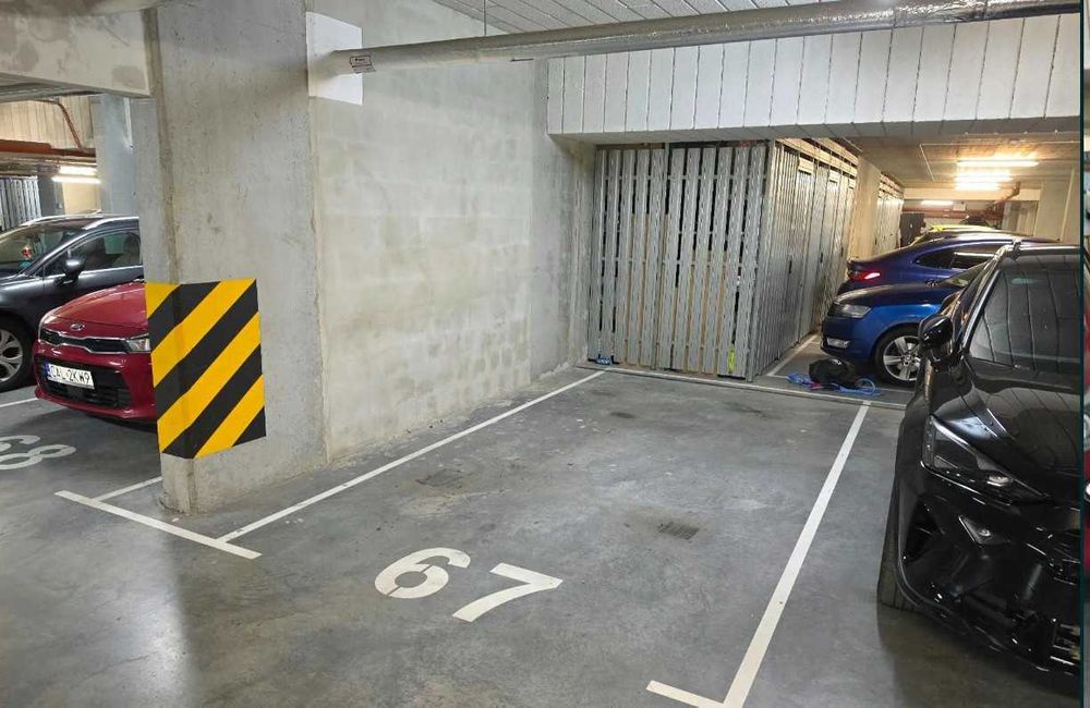 Miejsce parkingowe Tomickiego Kraków