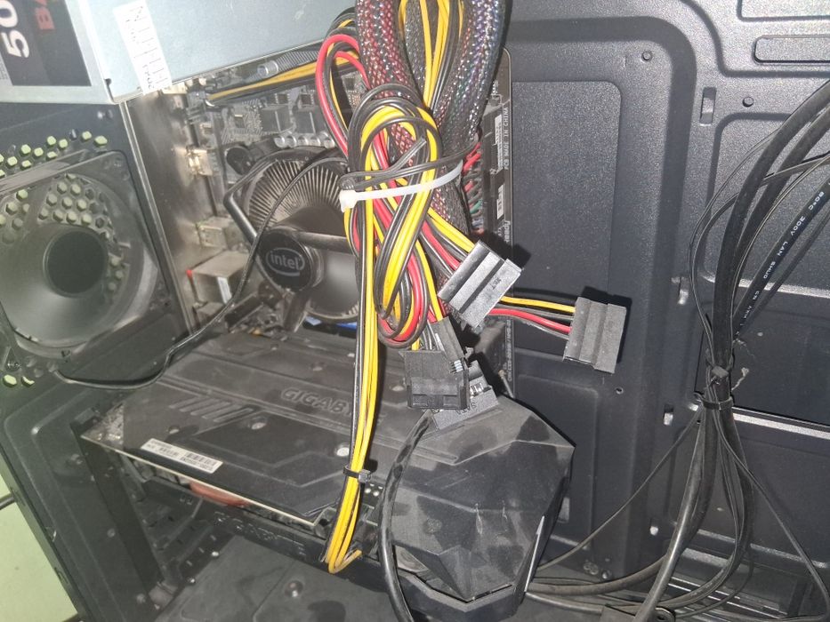 Komputer i5 gtx 1660 super