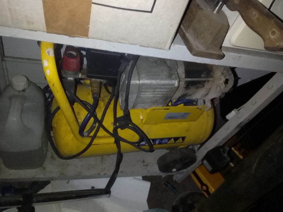 Compressor de 30litros como novo