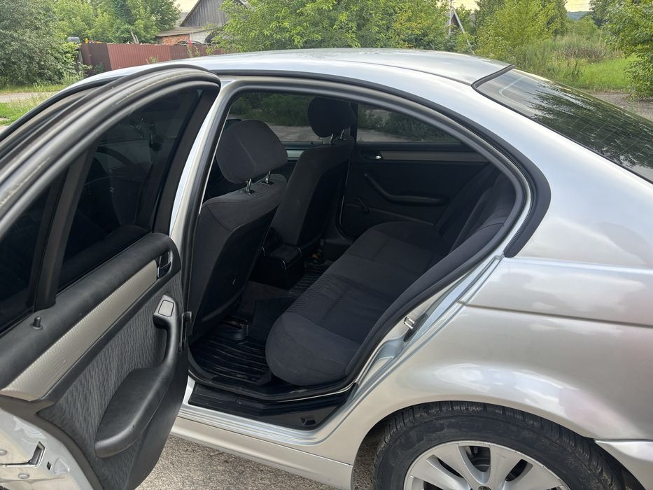 Продам BMW E46 2.0D