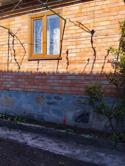 Продам дом добротный дом.Село Лежино