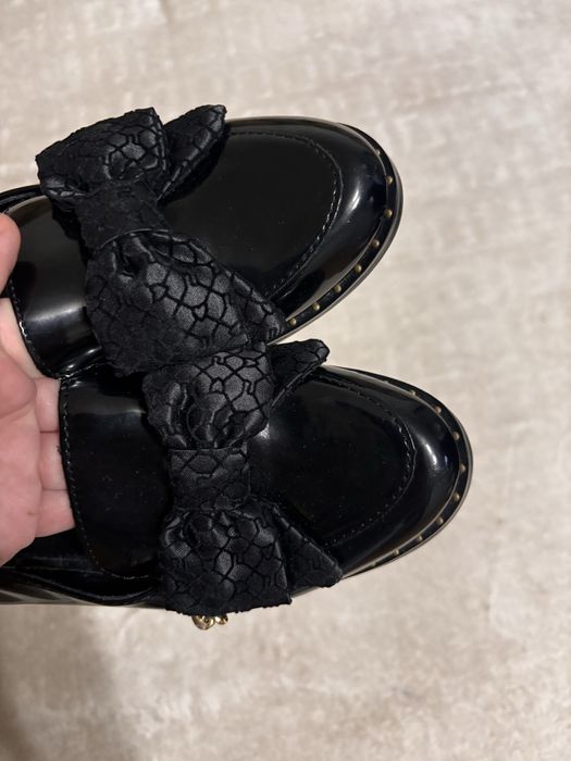Туфлі на дівчинку  33 розмір нові за 55