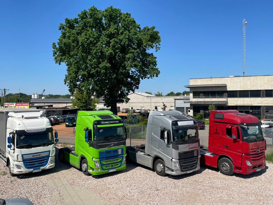 Bezgotówkowy wynajem Ciągnik  Siodłowy z OC sprawcy Ciężarówka Naczepa