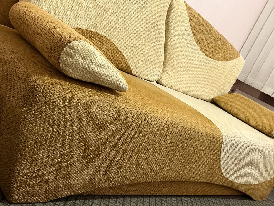 Продам двуспальный диван Доставка