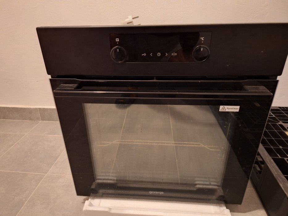 Piekarnik elektryczny do zabudowy