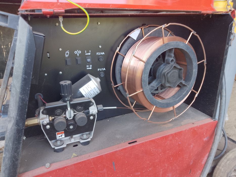 Spawarka Bester 330 Lincoln