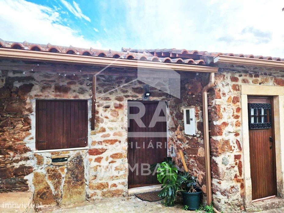 Moradia T2, Maças Dona Maria