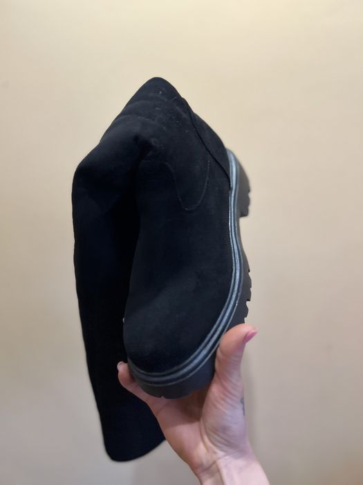 Розпродаж нових та б/у речей пишіть в лс , є більше