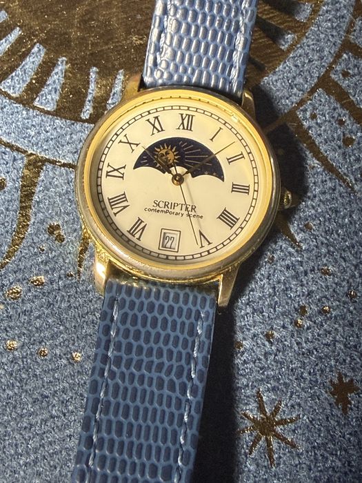 Вінтажний годинник в ідеальному стані