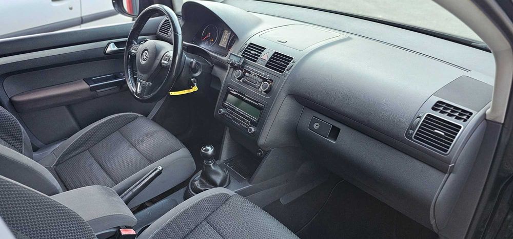 Volkswagen Touran 7 Lugares - Gasóleo